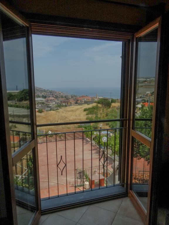 Strada Casai 19 Apartman Riva Ligure Kültér fotó