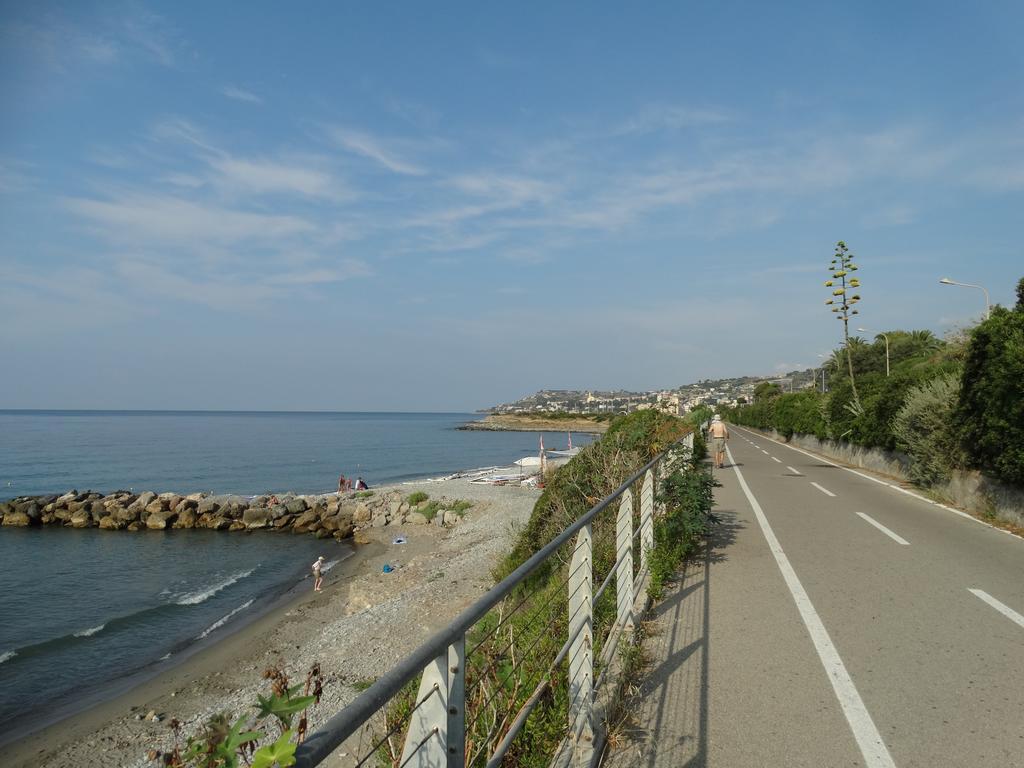 Strada Casai 19 Apartman Riva Ligure Kültér fotó